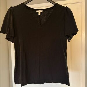 Lauren Conrad Black V-NeckTop Size Medium
